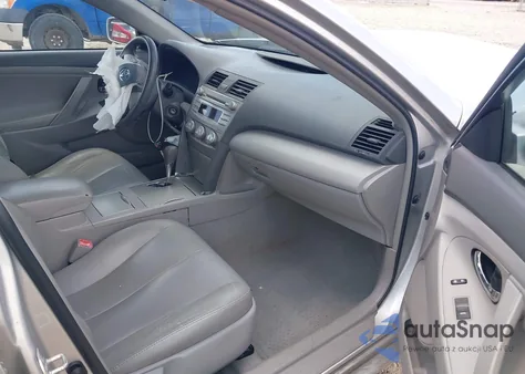 2011 Toyota Camry Le z USA, uszkodzony, nr VIN 4T4BF3EK6BR211980